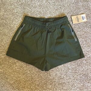 Mountain Standard Flora River Short